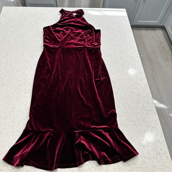 Superfoxx Ruffled Hem Velvet Midi Halter Cocktail Dress sz M - Picture 2 of 6